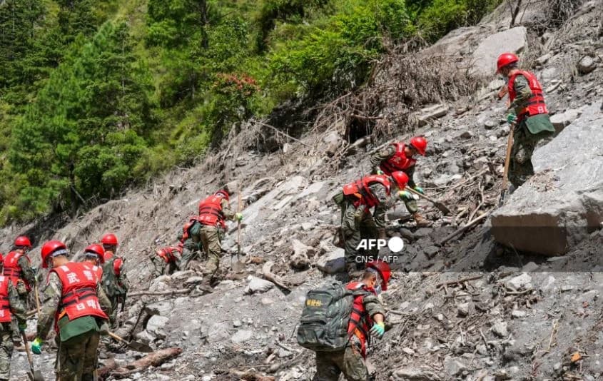 Nepal, China floods: Nearly 3,000 missing, 633 dead